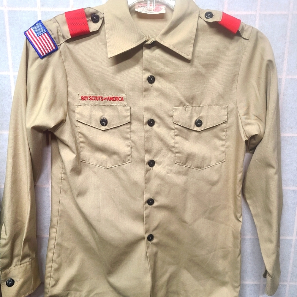 Boy Scouts of America Shirt. Youth Large. BSA